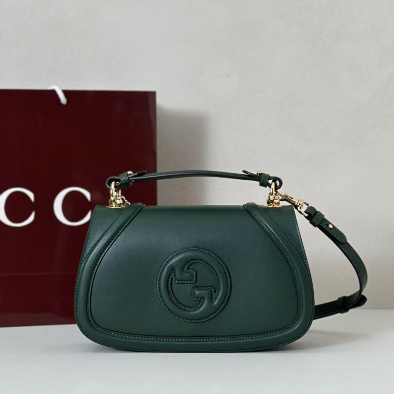 Gucci Blondie Medium Tote Bag in Green | Leather with Interlocking Double G Logo