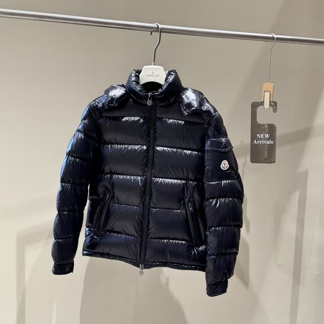 Moncler Maya Men's Black Cropped Goose Down Puffer Jacket