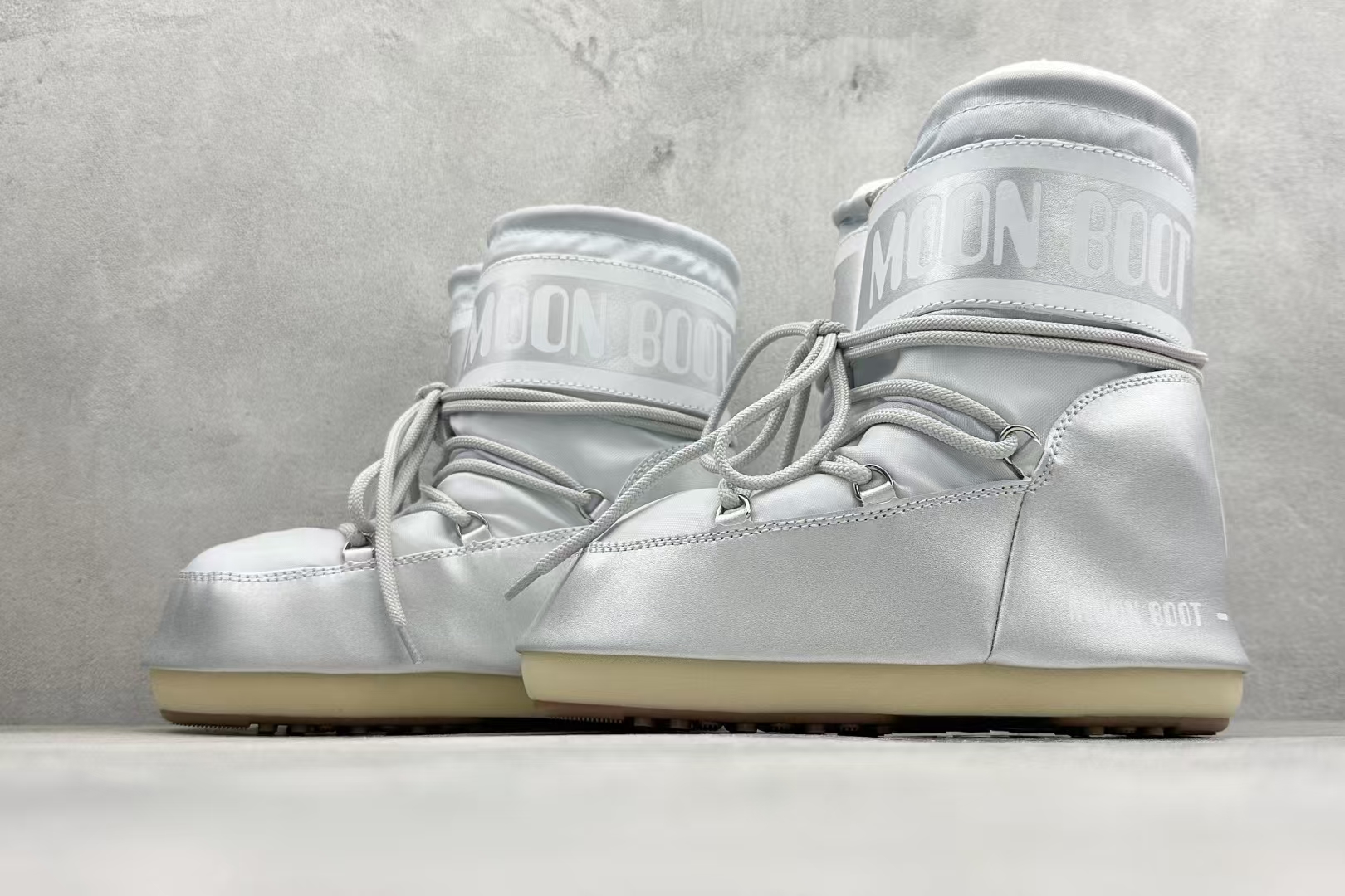 Moon Boot Lace-Up Nylon Snow Boots in Silver White – Retro Futuristic Style