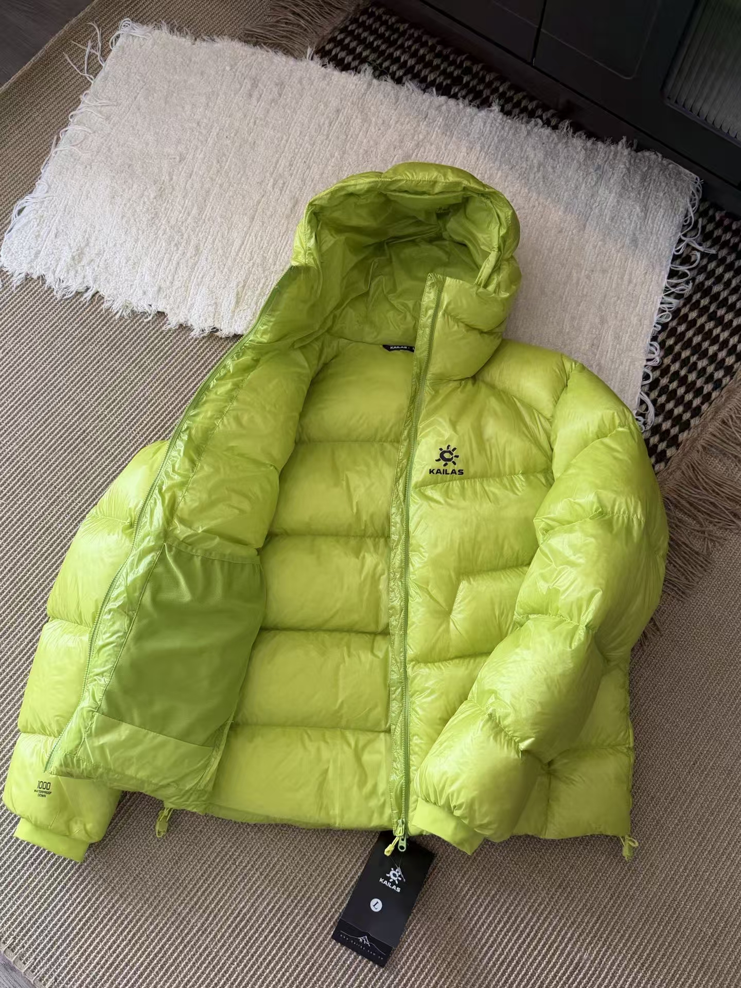 KAILAS 5000GT Outdoor Down Jacket in Lemon Yellow – Comfortable & Windproof