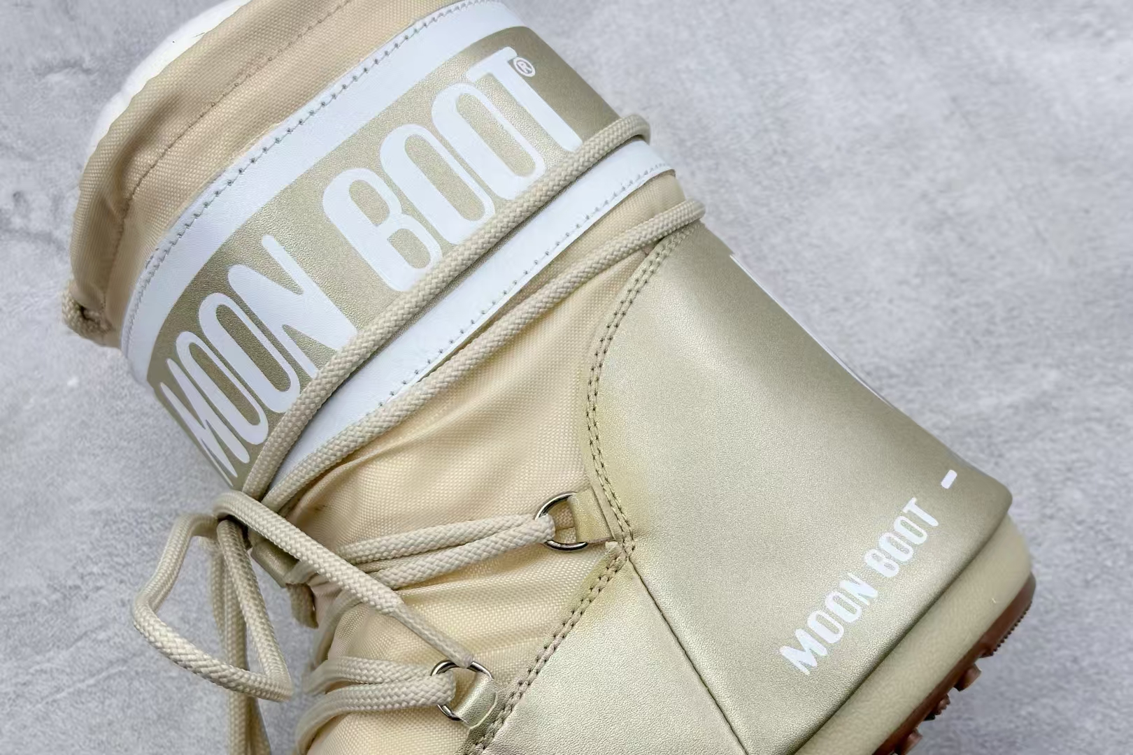 Moon Boot Lace-Up Nylon Snow Boots in Khaki – Retro Winter Style