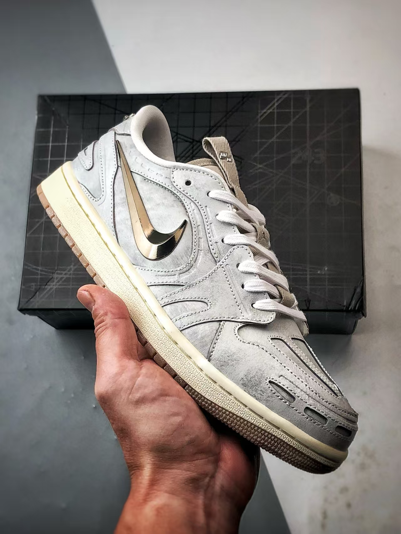 Air Jordan 1 Low V3 in Light Grey – Streamlined Lifestyle Shoes