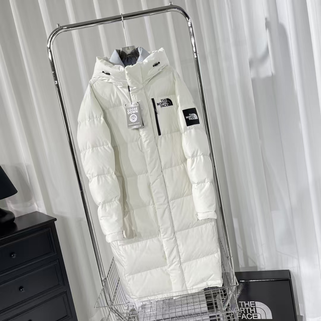 The North Face Long Hooded Down Parka in White – Expedition-Grade Insulated Coat