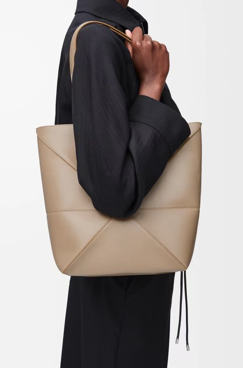 LOEWE Medium Puzzle Fold Bag in Sand Glossy Calfskin