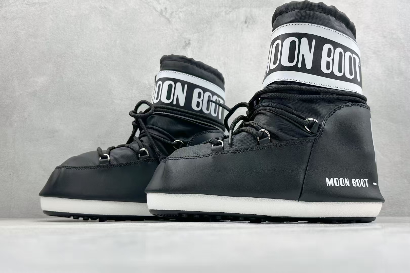 Black Moon Boot Nylon Snow Boots – Lace-Up Insulated Winter Boots