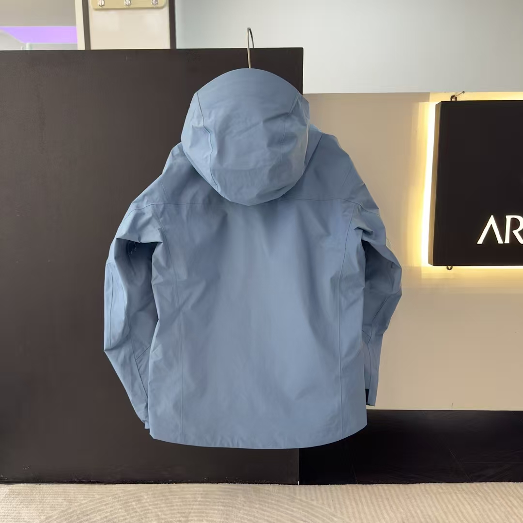 Arc'teryx Sky Blue GORE-TEX Pro Hardshell Jacket with Embroidery