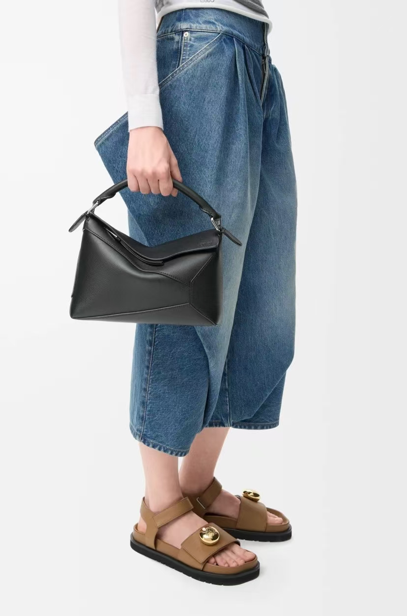 LOEWE Small Puzzle Edge Bag in Black Classic Calfskin