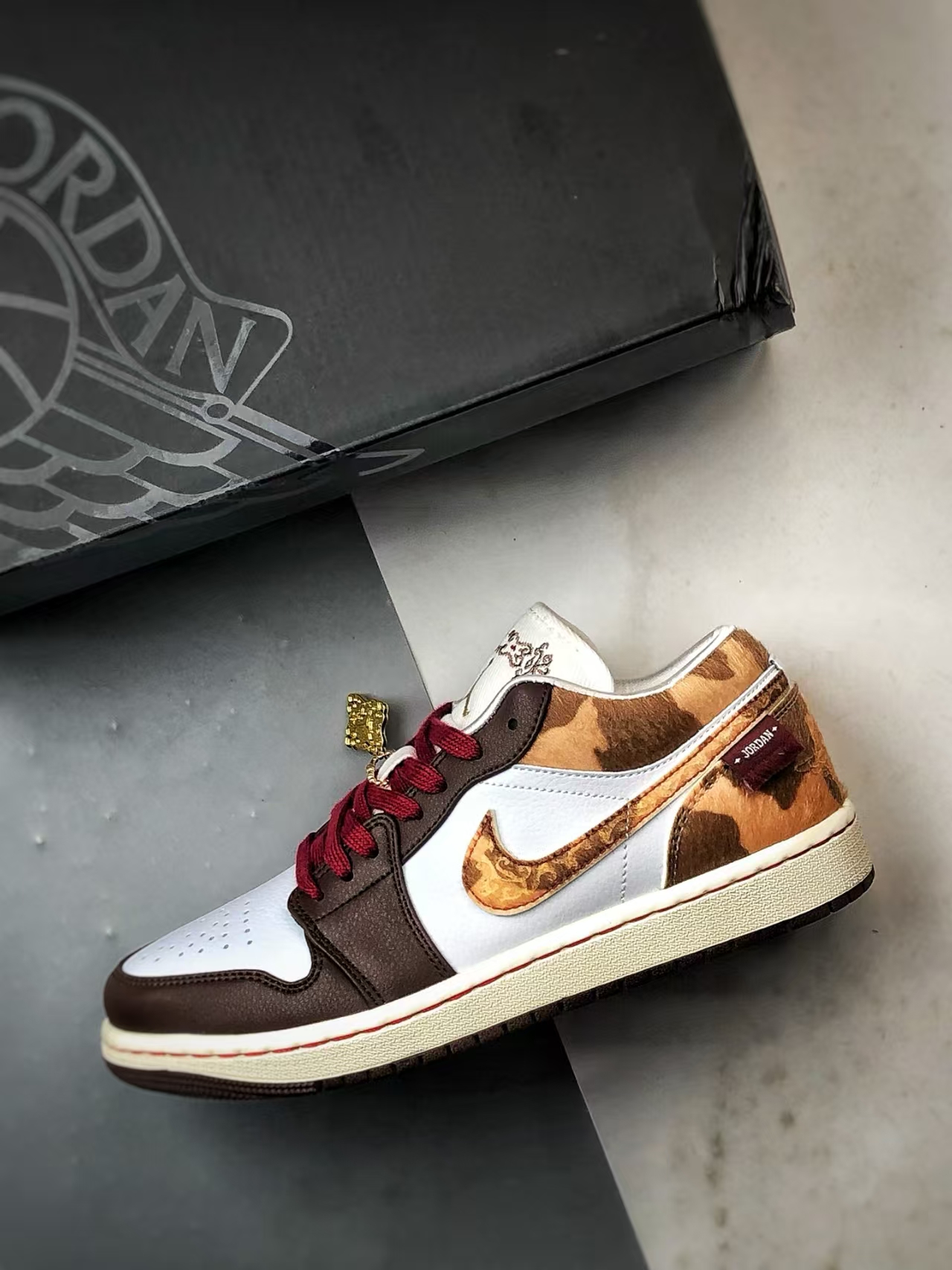 Nike Air Jordan 1 Low 