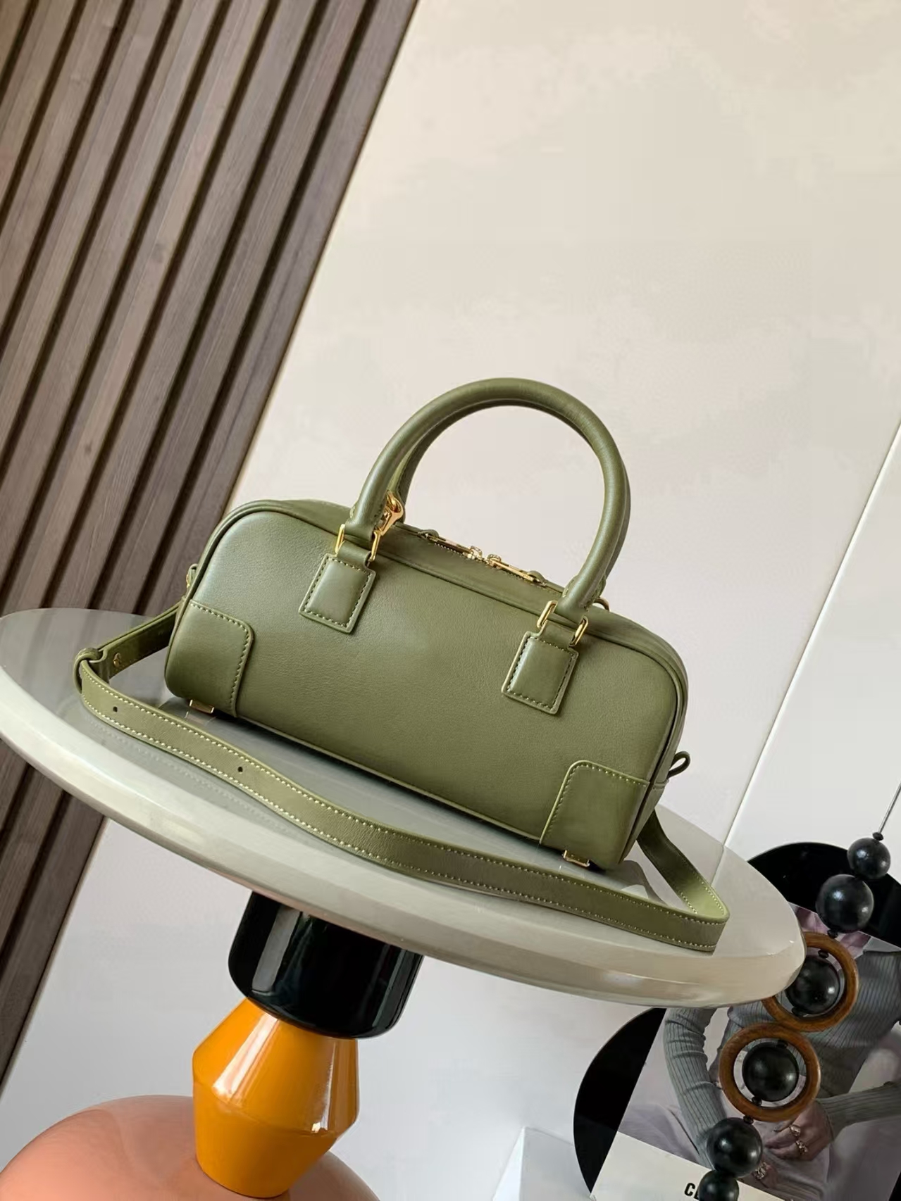 LOEWE Amazona 23 Bag - Avocado Green, Nappa Cowhide & Classic Top Handle