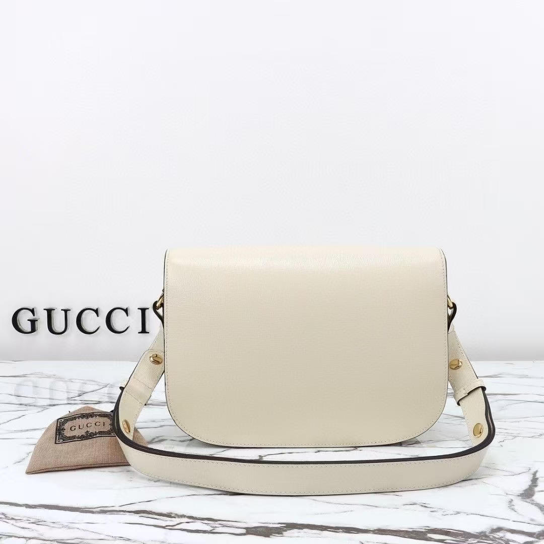 Gucci Horsebit 1955 Medium Shoulder Bag in White | Retro Textured Leather with Horsebit Detail