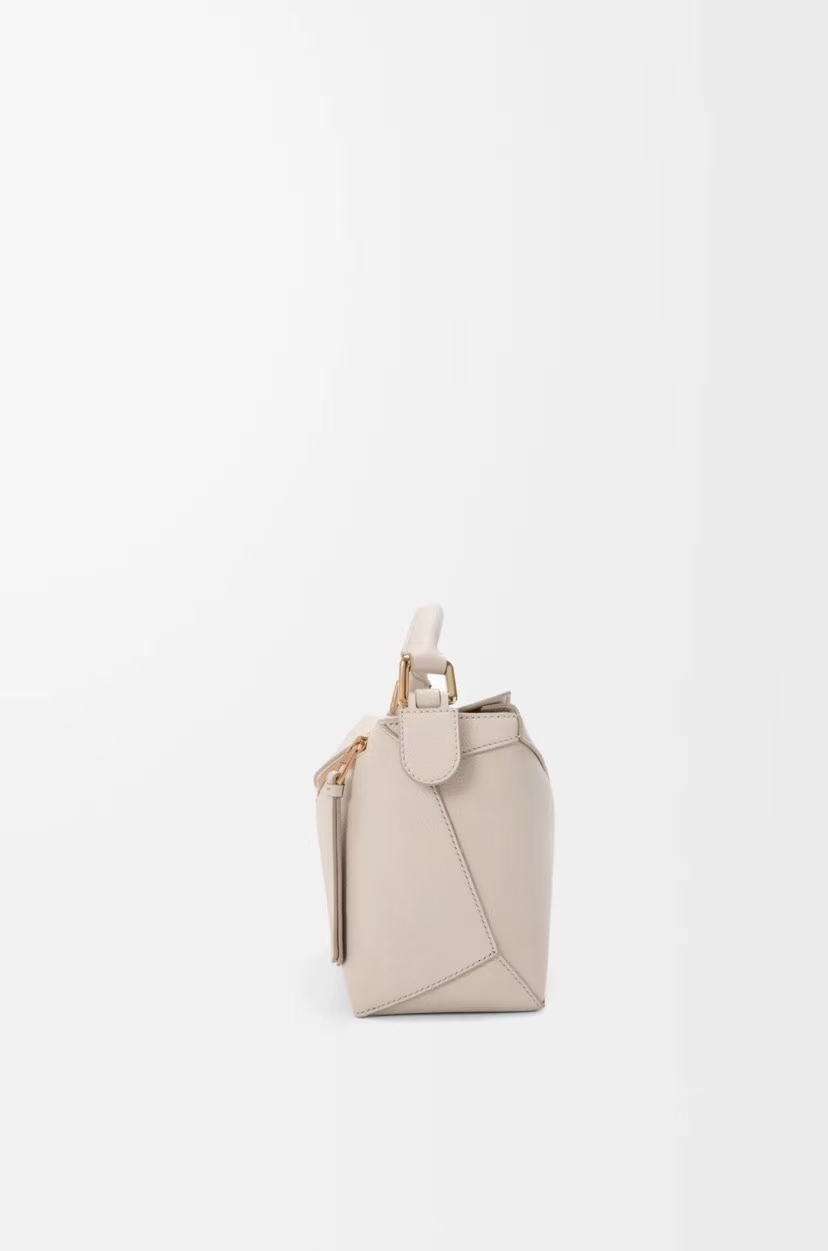 LOEWE Small Puzzle Edge Bag - Pale Light Ash, Geometric Design & Overlapping Panels