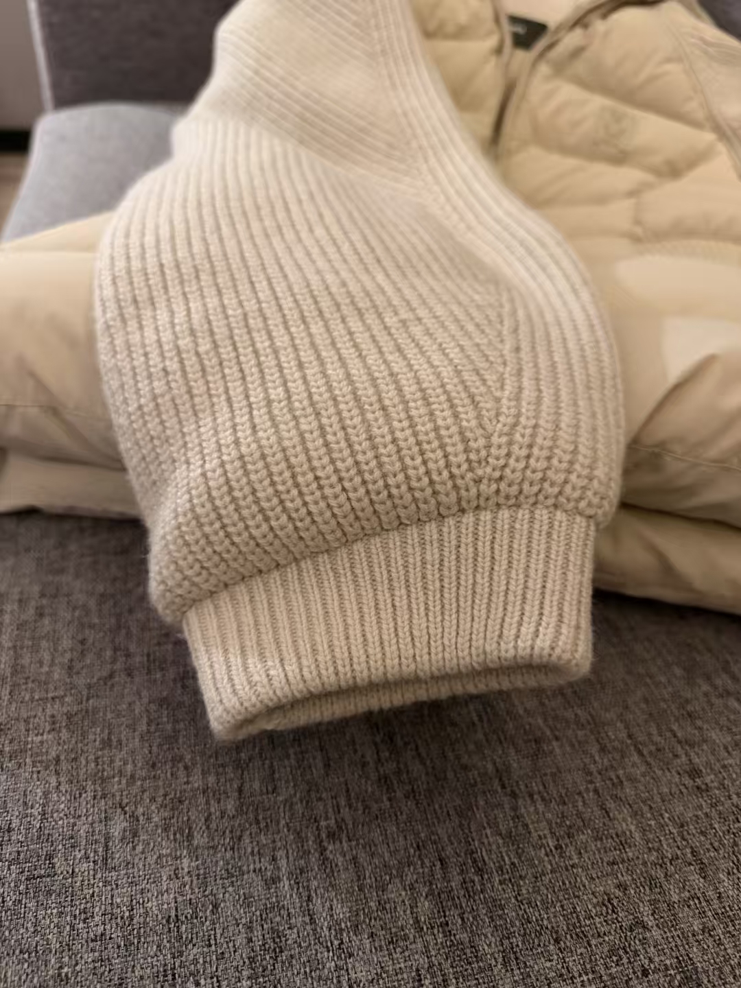 MACKAGE FOXY Khaki Wool-Blend Down Parka