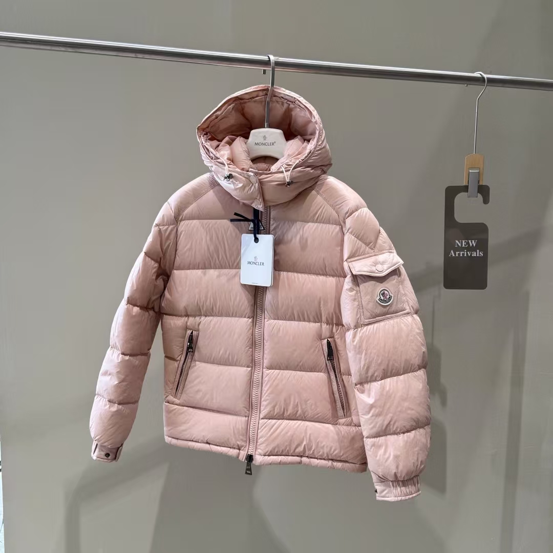 Moncler Marie Women's Pink Cropped Goose Down Puffer Jacket