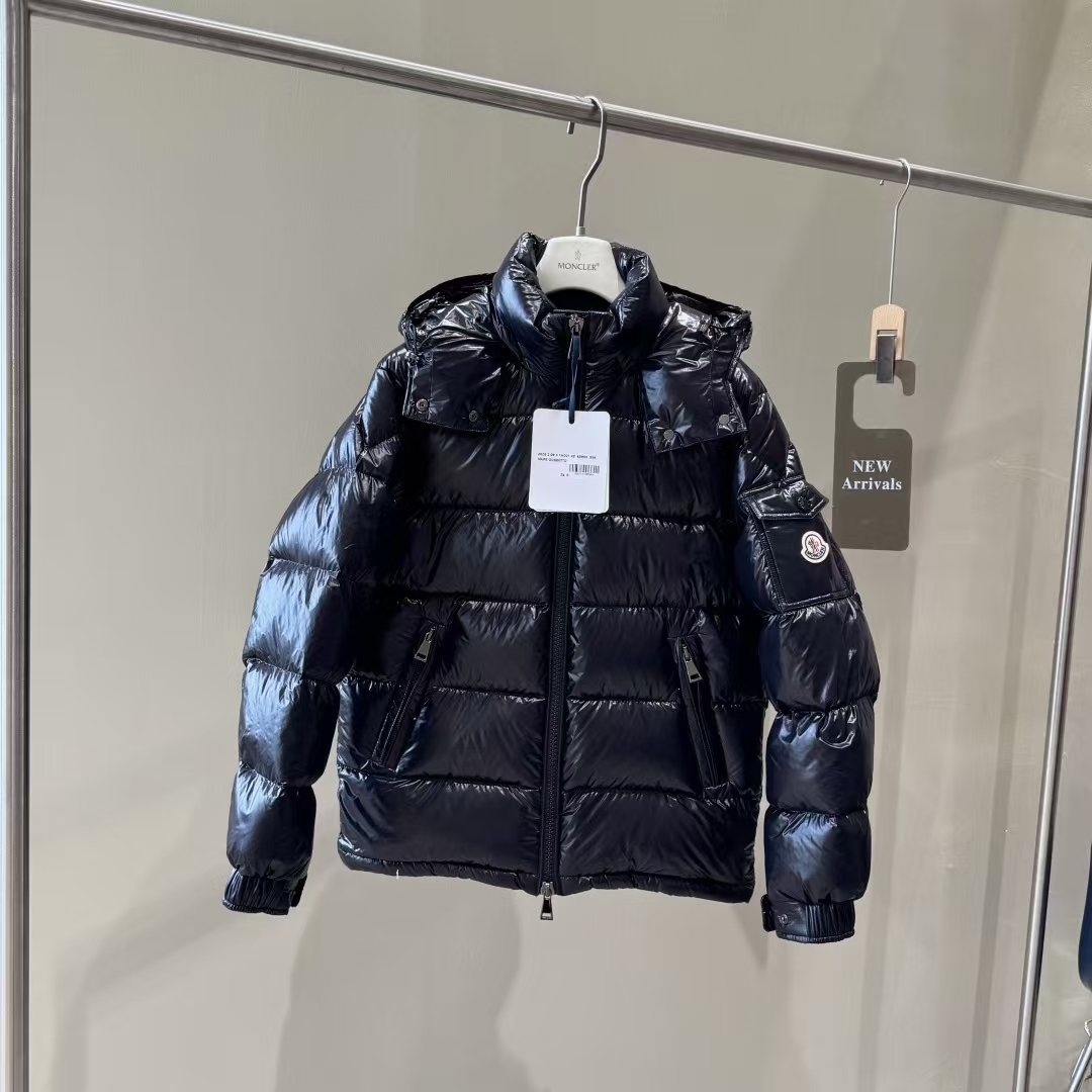 Moncler Marie Women's Black Cropped Goose Down Puffer Jacket