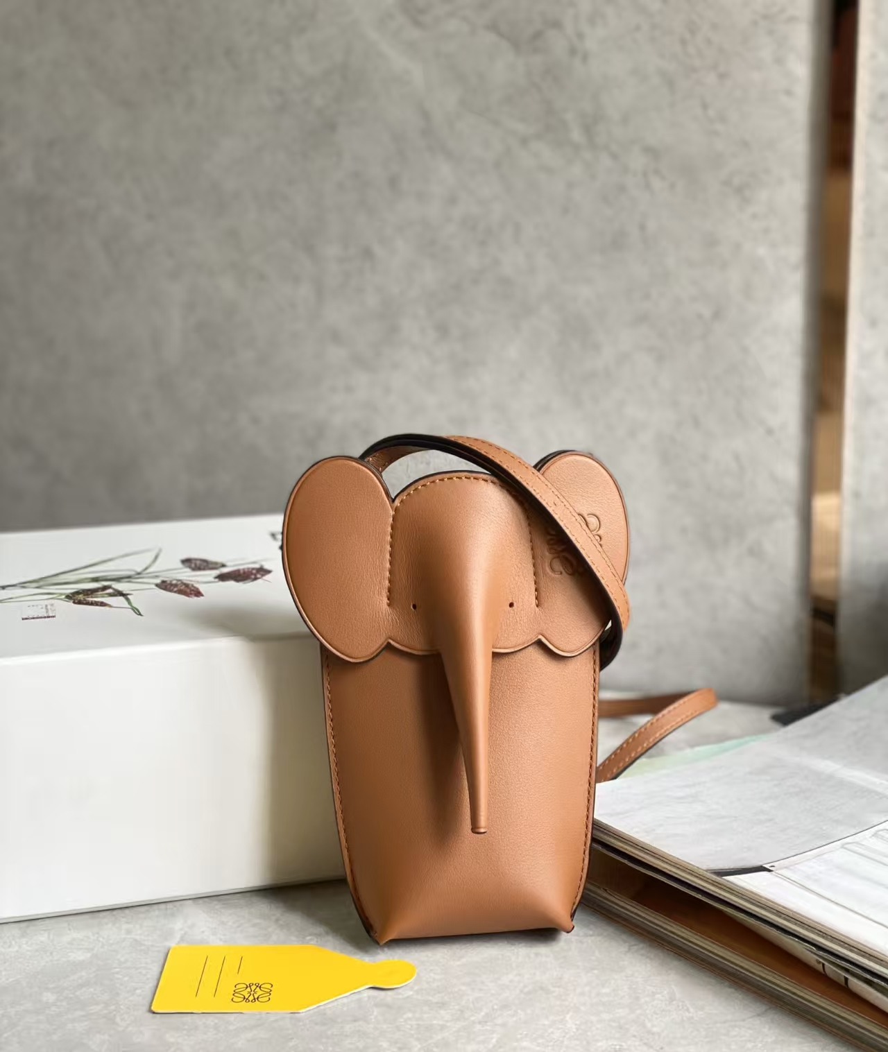 LOEWE Elephant Shape Bag - Tan, Classic Cowhide