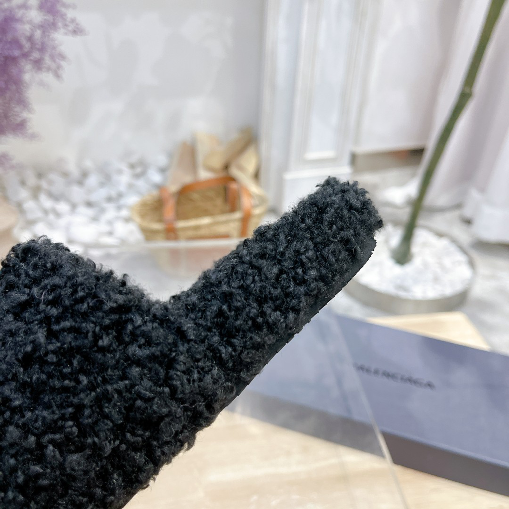 Women's Furry Open Mule in Black/white/red