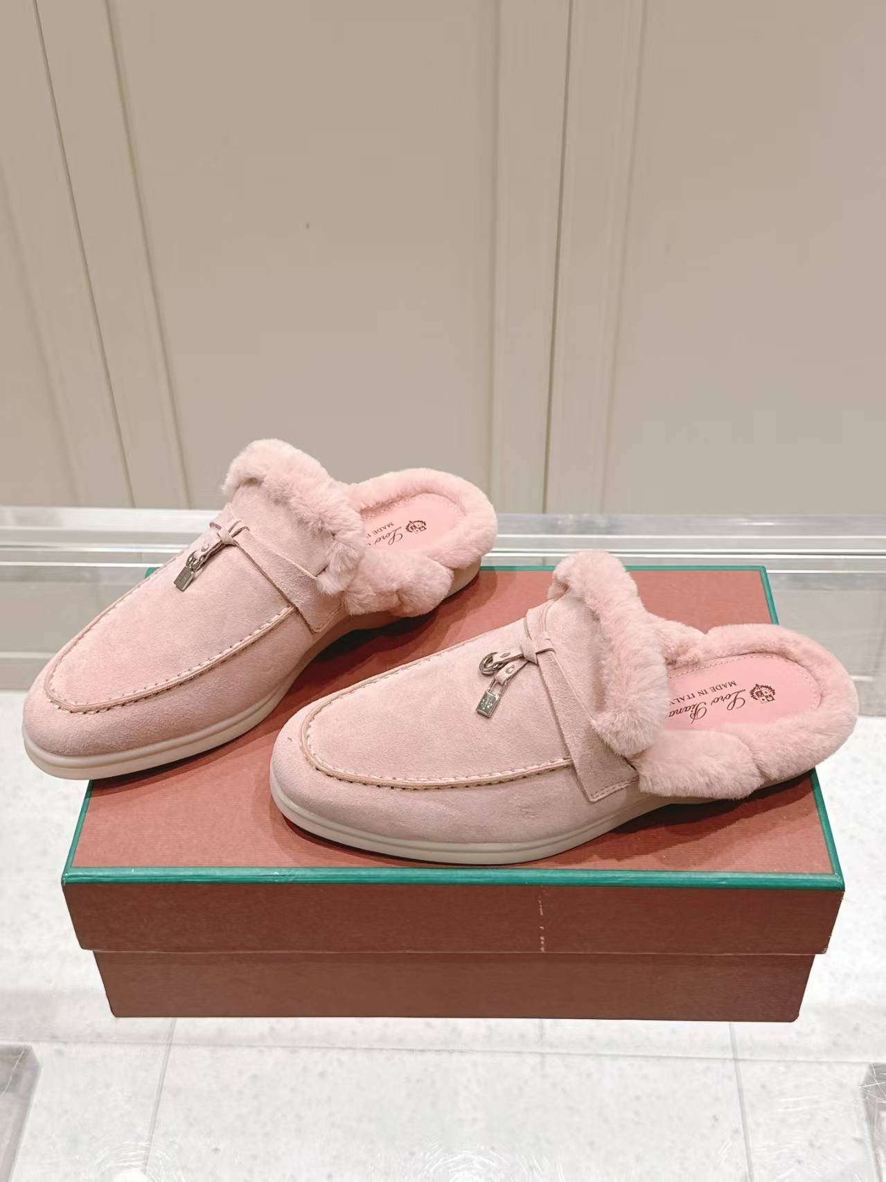 Loro Piana Light Grey Shearling Loafer Mule | Backless Cloud-Loft Slipper