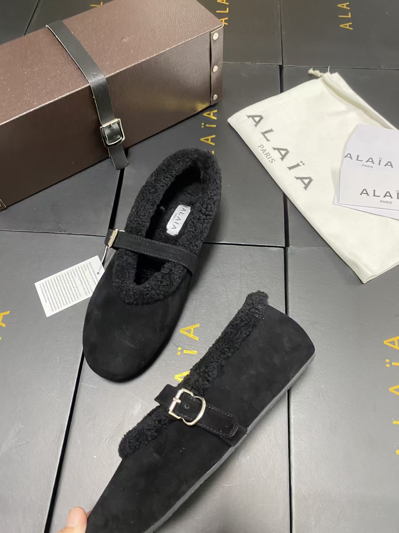 Alaïa Fall Winter New Arrival Black Wool Mary Jane Ballet Flats | Buckled Slip-Ons