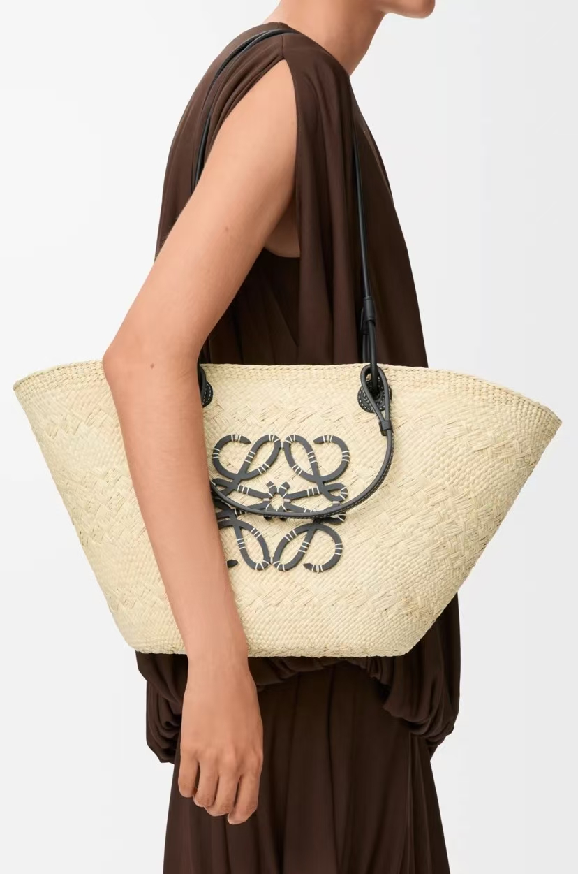 LOEWE Medium Basket Bag - Woven Iraka Palm Fibre, Calfskin Trim, Natural/Black