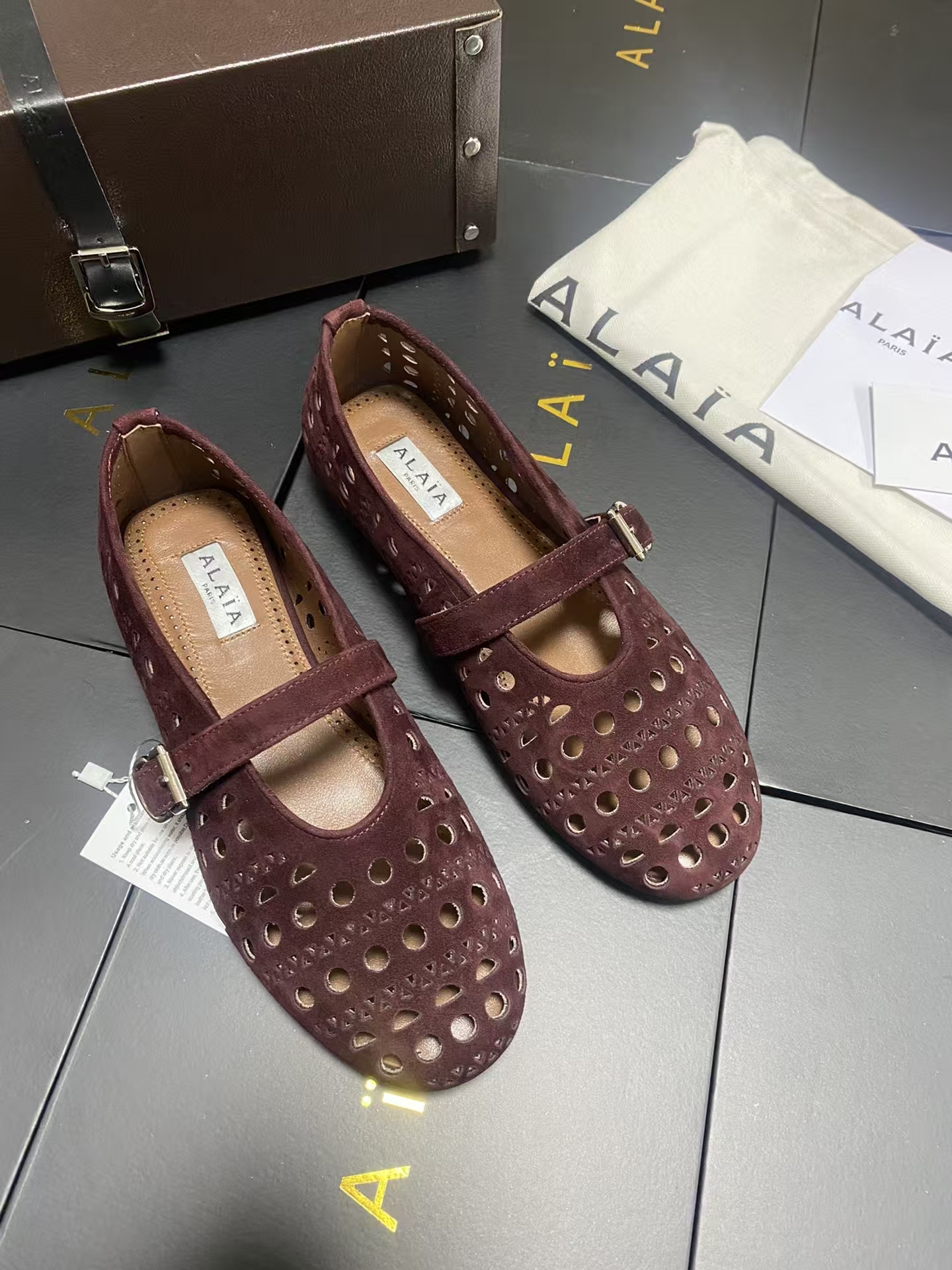 Alaïa Bordeaux Calfskin Ballet Flats | Signature Gathered-Toe Slip-Ons