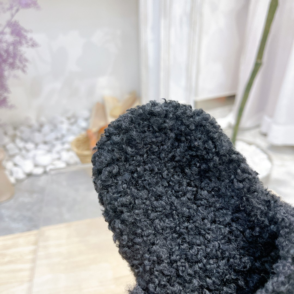 Women's Furry Open Mule in Black/white/red