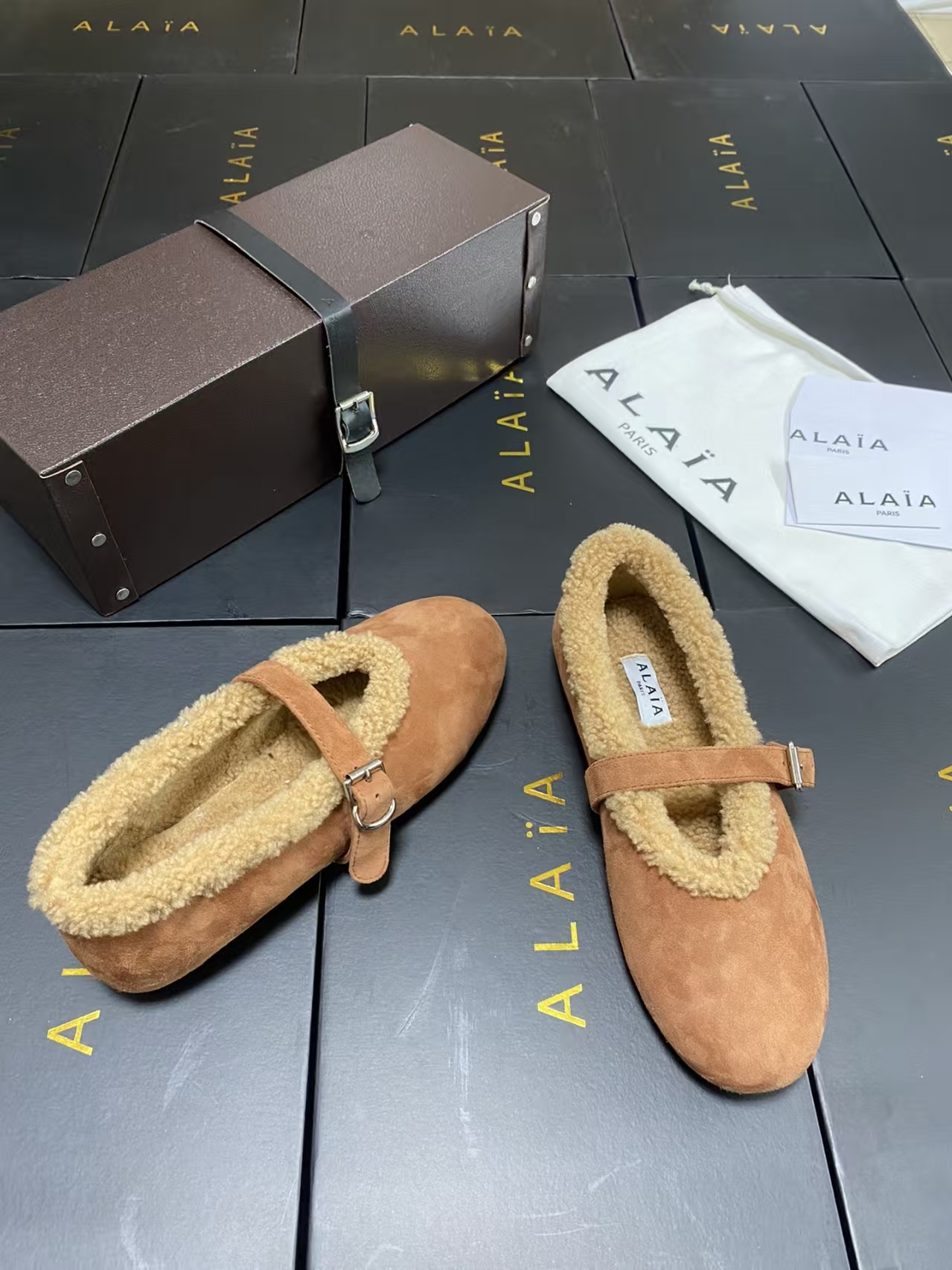 Alaïa Fall Winter New Arrival Taupe Wool Mary Jane Ballet Flats | Buckled Slip-Ons