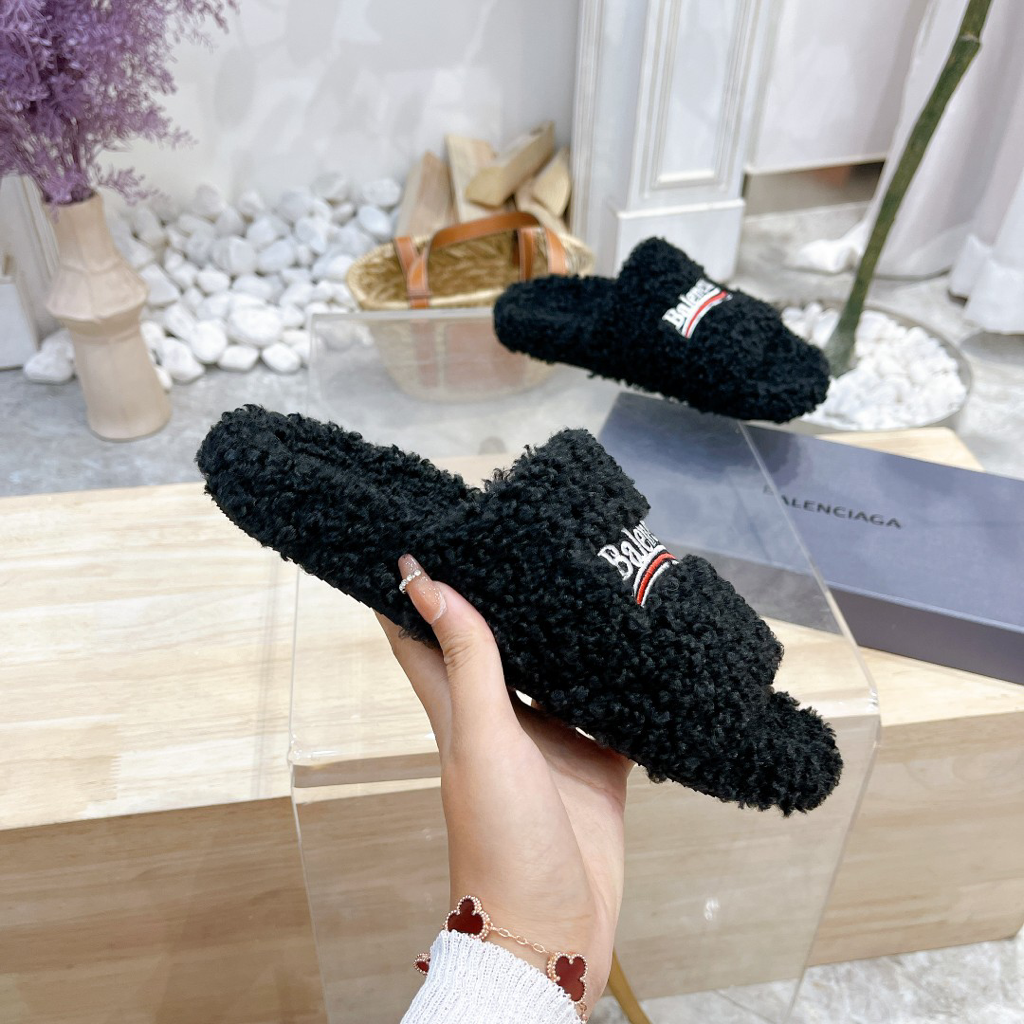 Women's Furry Open Mule in Black/white/red