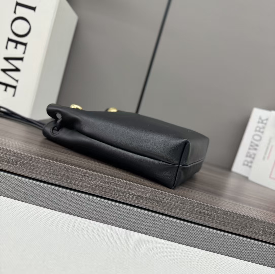 LOEWE Pebble Motif Pouch - Black, Smooth Calfskin