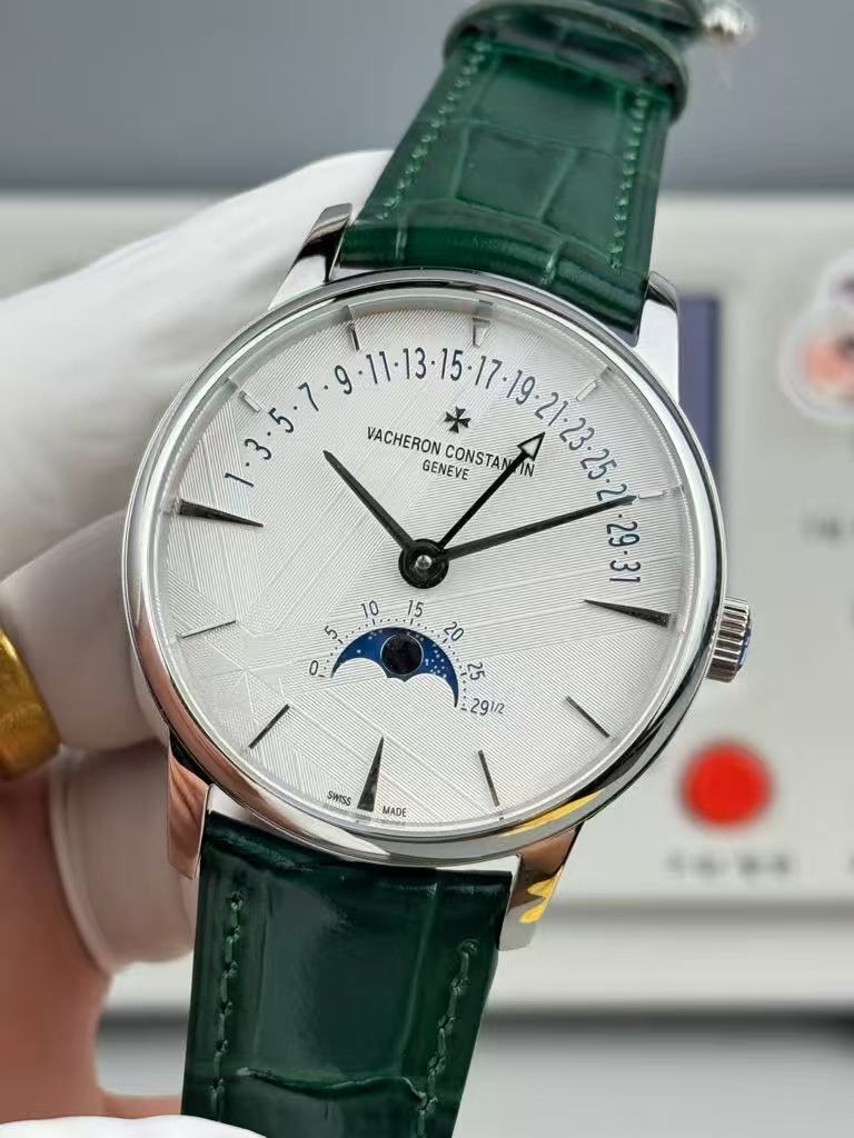 Luxury Vacheron Constantin Watch with Moon Phase and Retrograde Date Calendar - A Horological Masterpiece
