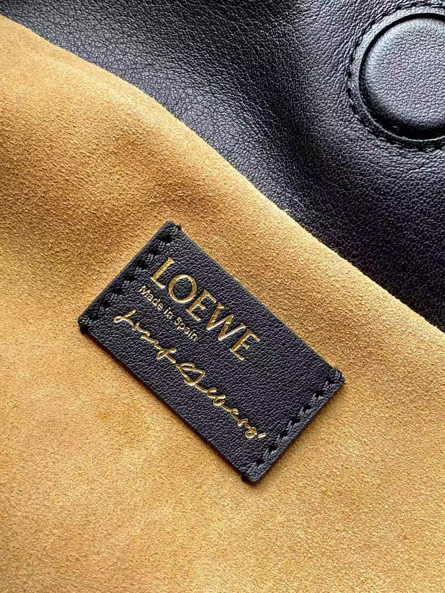 LOEWE Flamenco Clutch - Medium, Black & Burgundy Leather