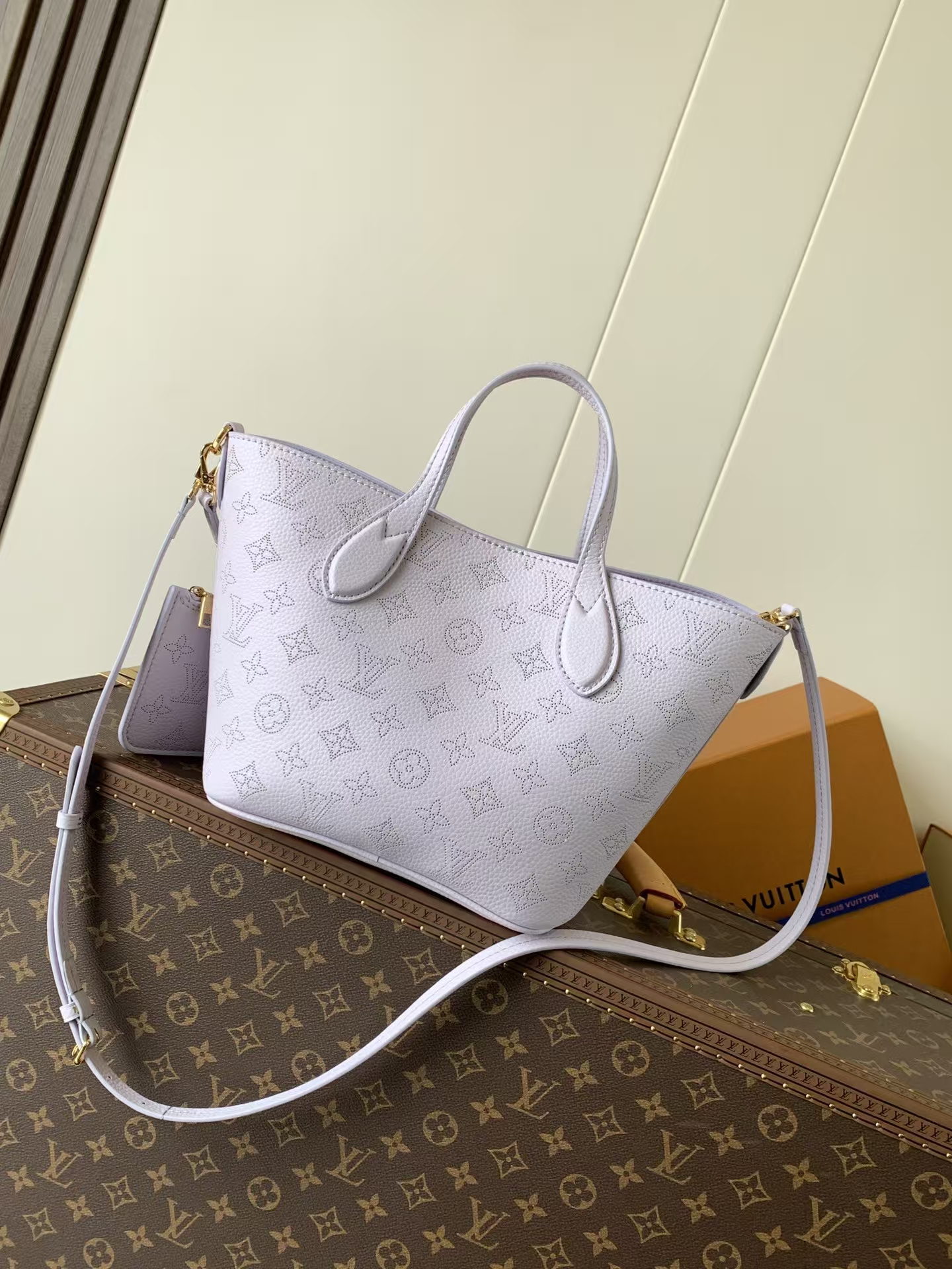 Louis Vuitton Blossom PM Handbag