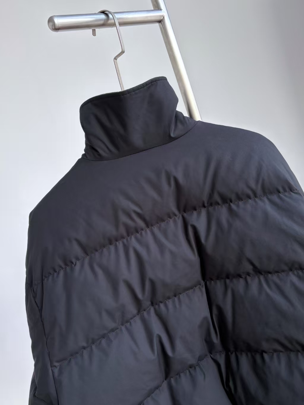 Prada Black Mid-Weight Poplin Down Jacket - Travel, Twill Details