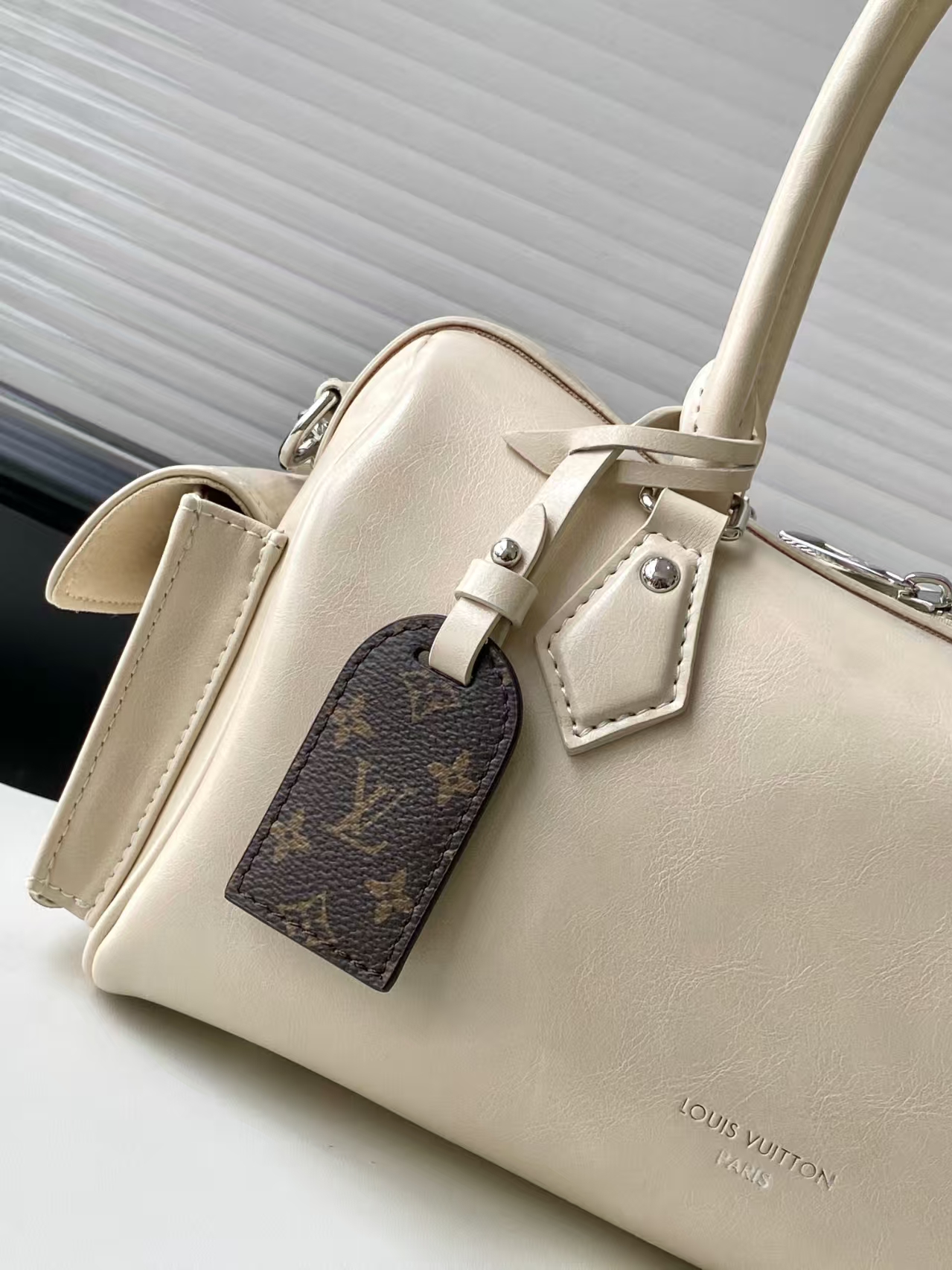 Louis Vuitton Vibe Collection Speedy Cargo Handbag