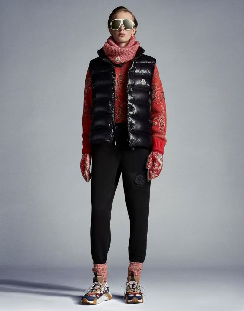 Badia Collection Sleeveless Puffer Vest for Women - Moncler