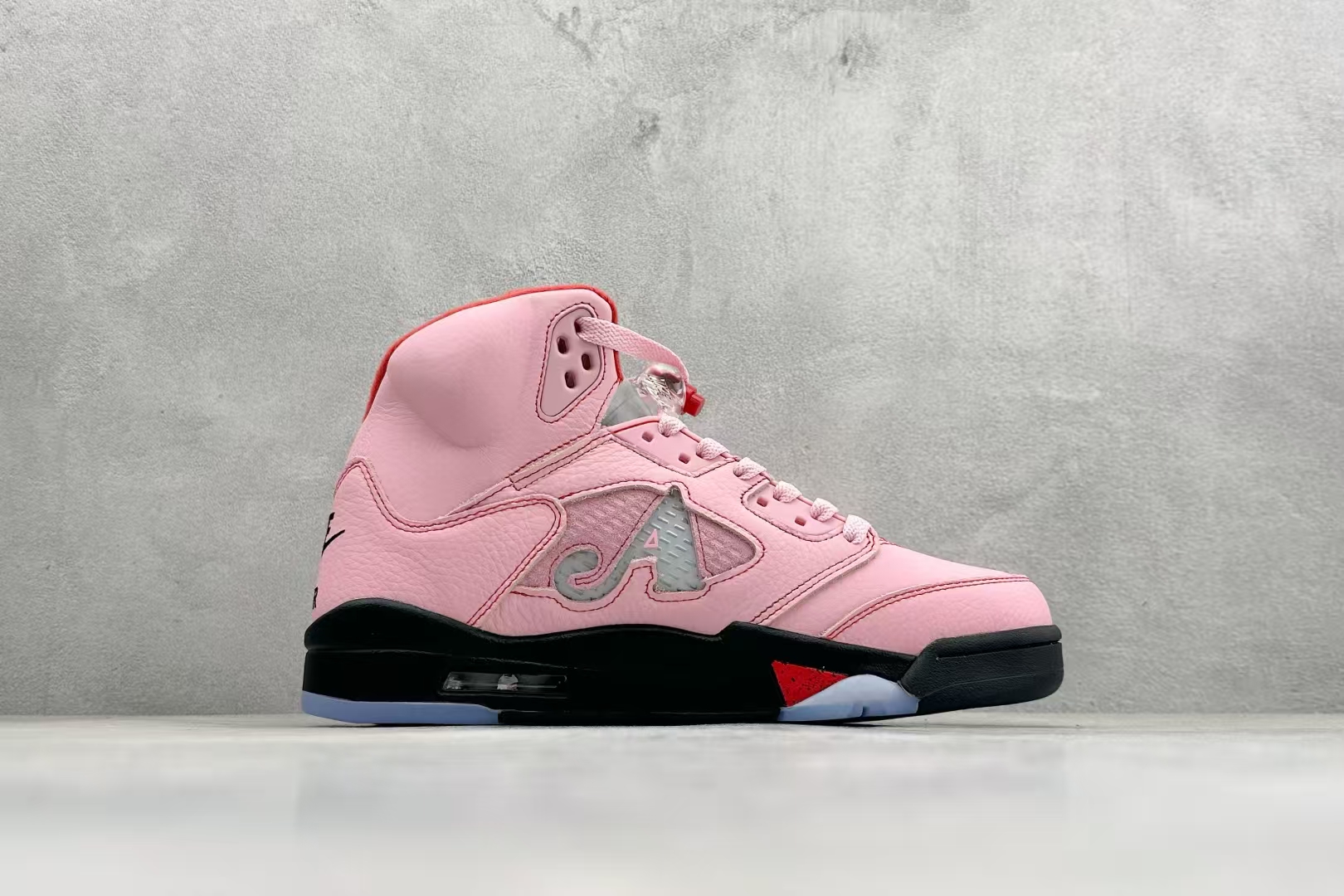 Air Jordan 5 Retro Black & Pink | Mid-Top Vintage Basketball Sneaker