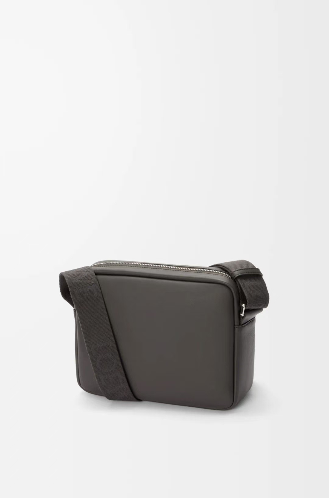 LOEWE Pebble Messenger Bag - Medium, Deep Khaki Green, Soft-Grained Leather