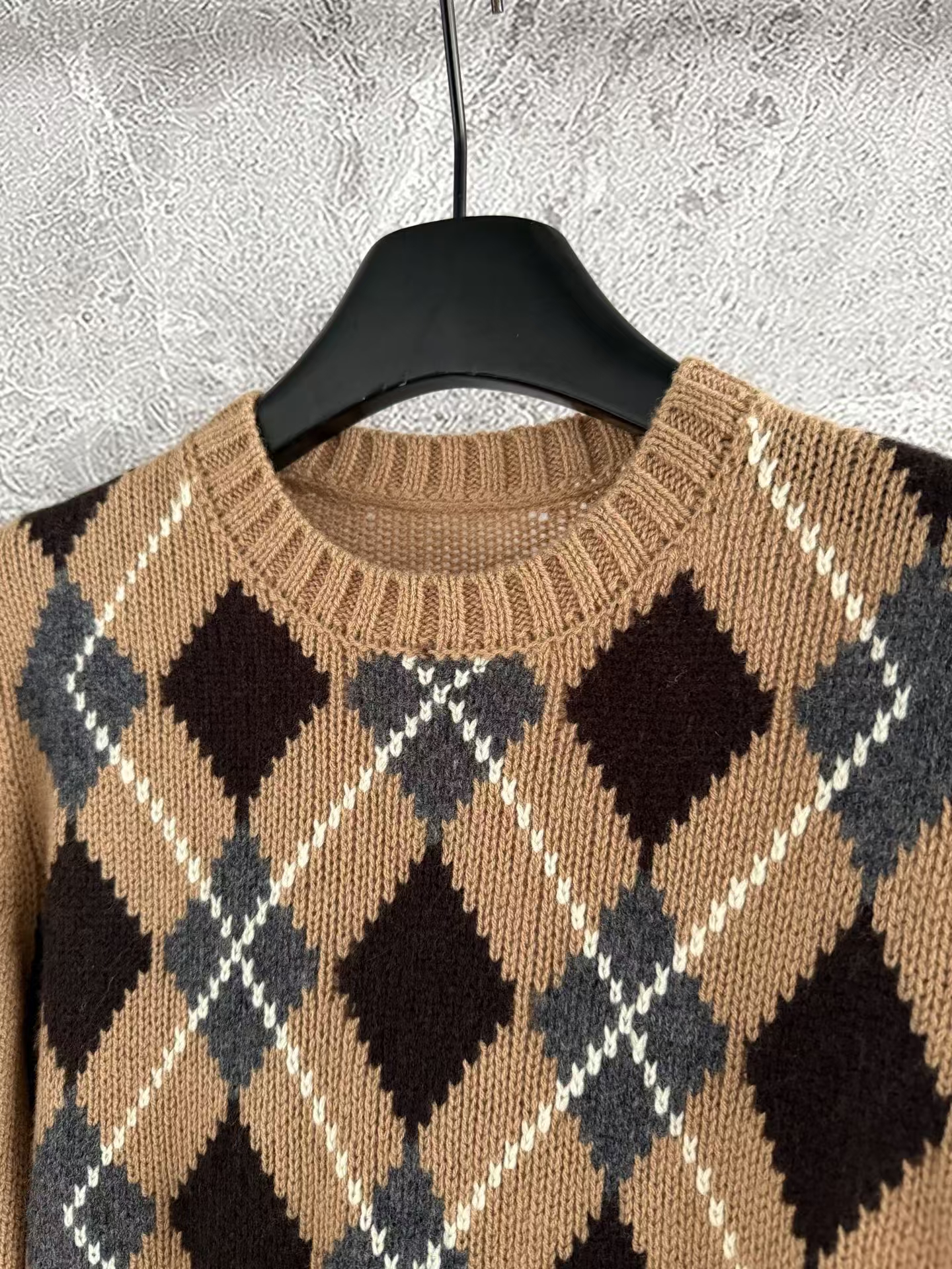 Prada Camel Cashmere Sweater | Jacquard Knit & Slim Tailored Fit