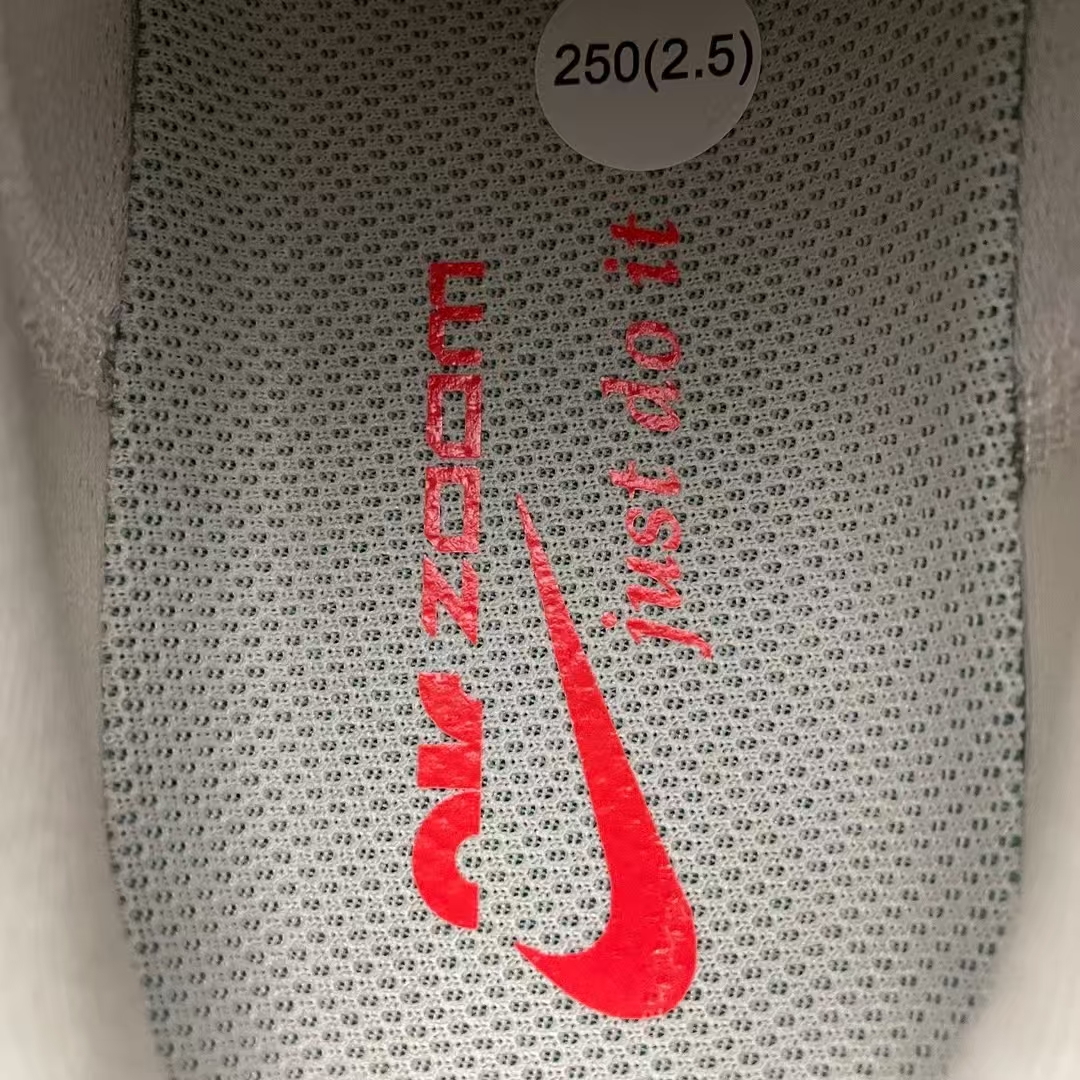 Nike Air Zoom Pegasus 40 Beige & Black | Breathable Cushioned Running Shoes