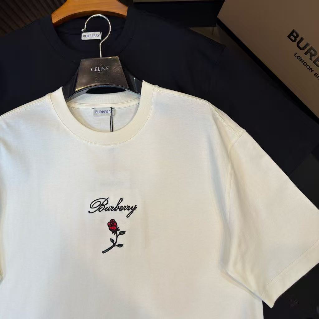 Burberry Rose Print Cotton T-Shirt for Women - Short Sleeve Crewneck Tee