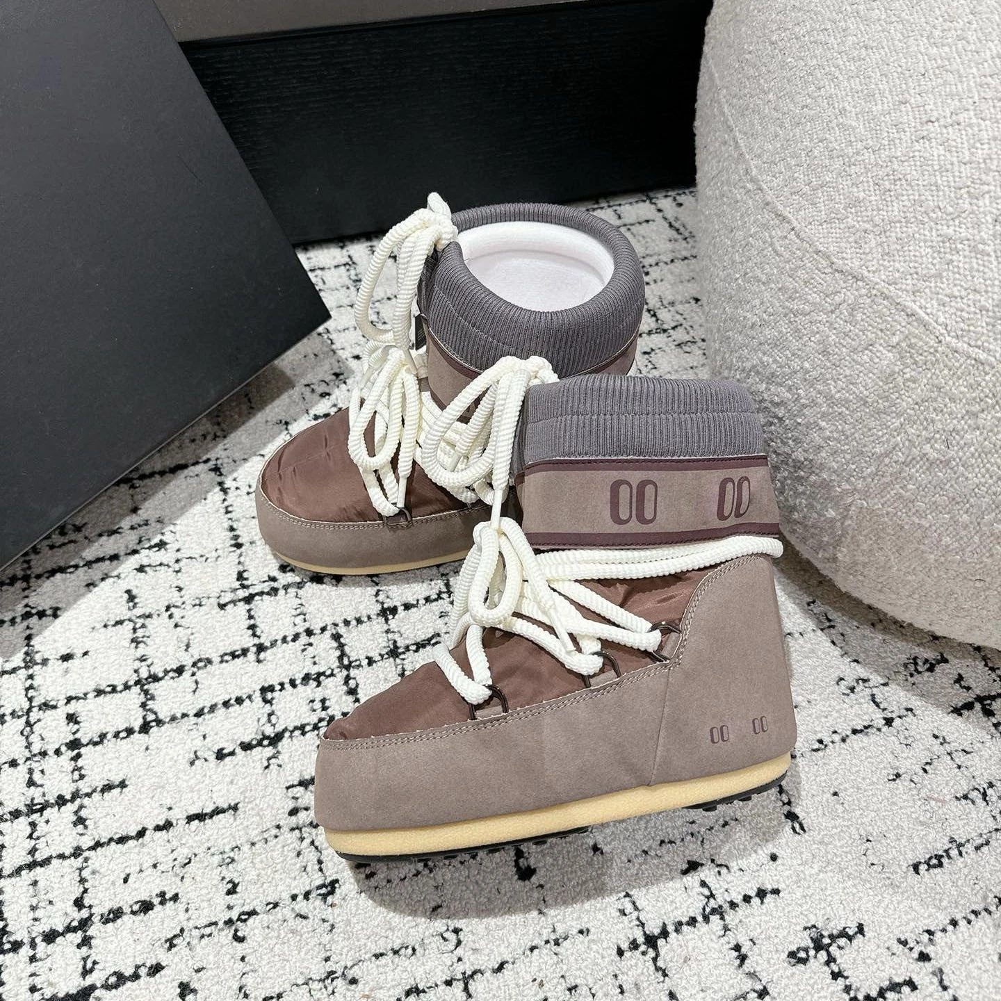 Moon Boot Women's Round Head Strap Color blocked Warm Moon Boots winter Luxury