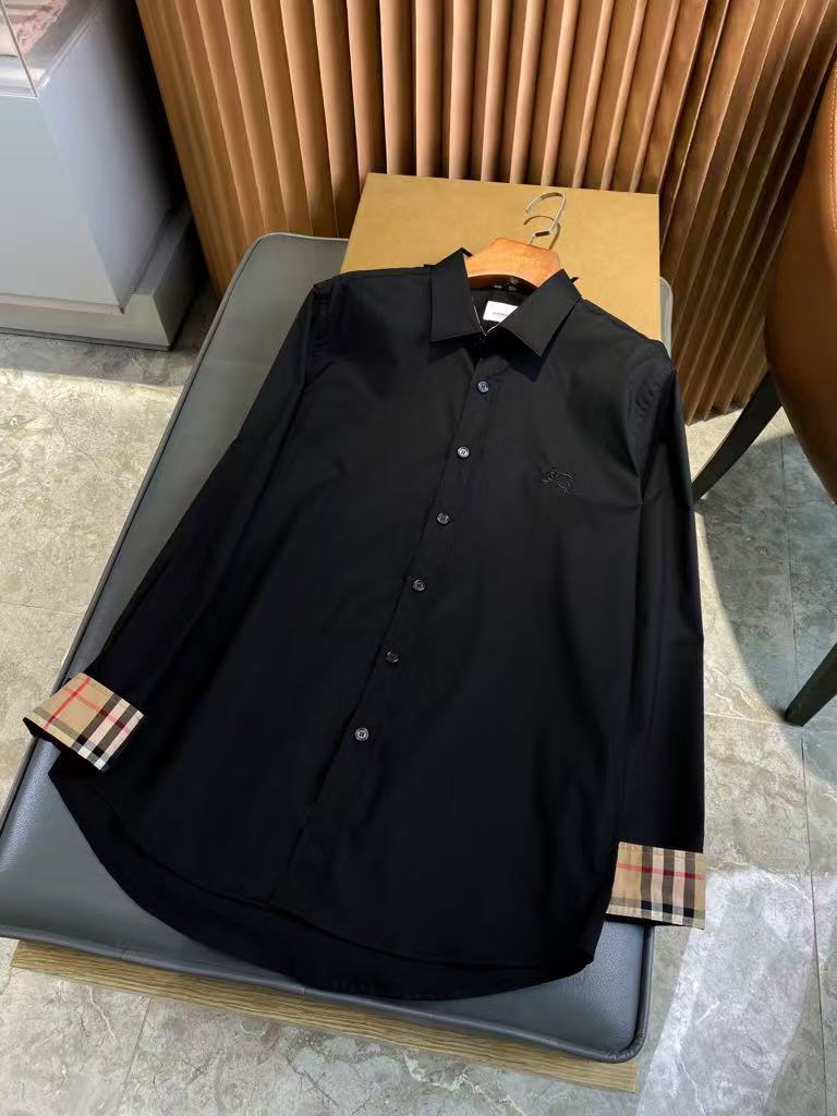 Women‘s Burberry Poplin Shirt - Slim Fit Long Sleeve Cotton Top