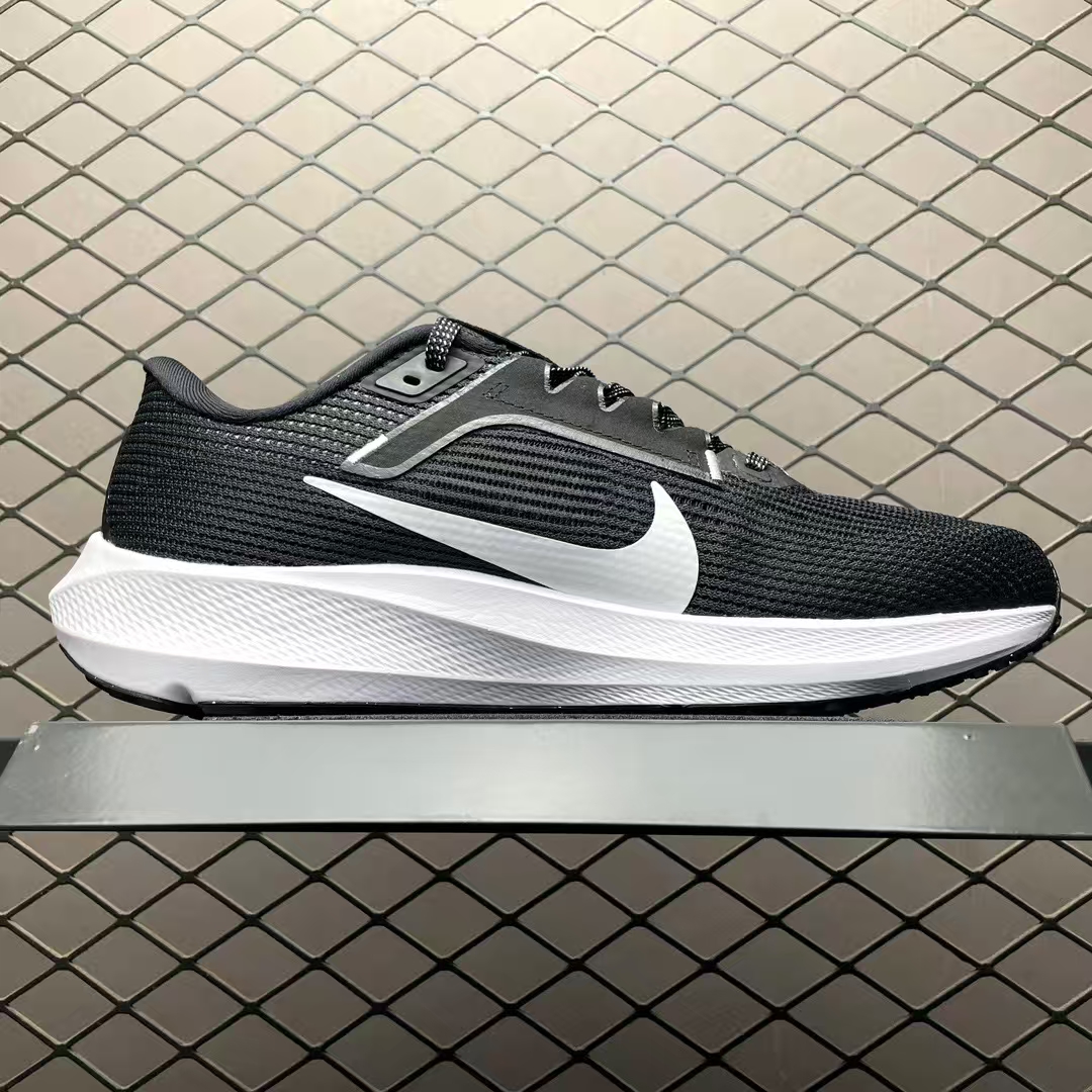Nike Air Zoom Pegasus 40 White & Black | Breathable Cushioned Running Shoes