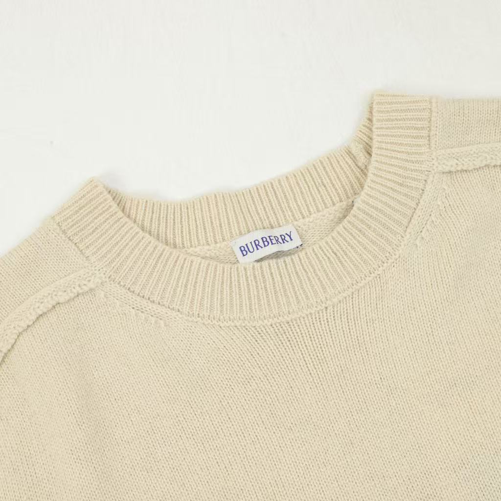 Burberry Wool Sweater with Check Label for Women - Knitwear with Signature Tag  结构拆解与优势：