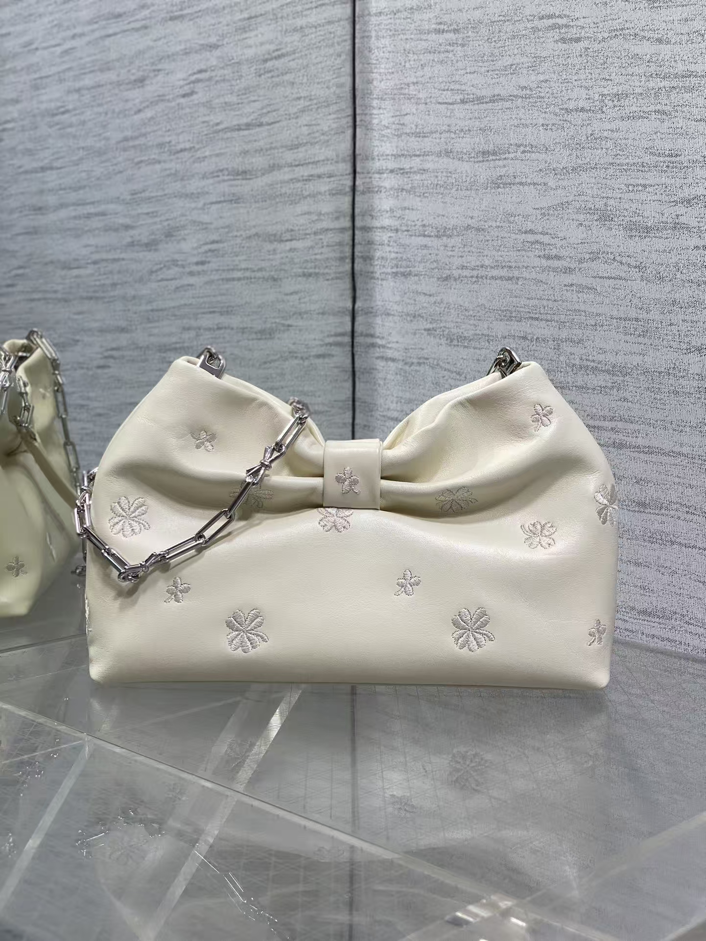 Dior Lambskin Bow Handbag – Spring/Summer 2026 Collection