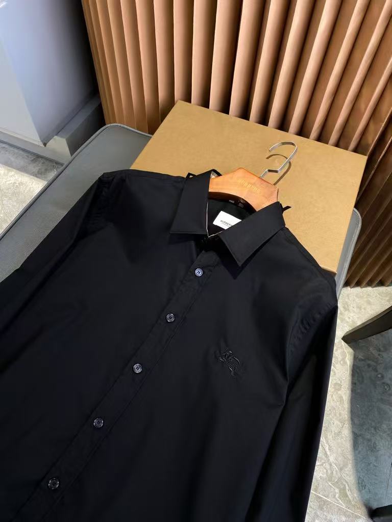 Women‘s Burberry Poplin Shirt - Slim Fit Long Sleeve Cotton Top