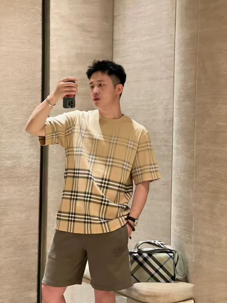 Men‘s Burberry Ombré Gradient Check Cotton T-Shirt - Short Sleeve Crewneck Tee