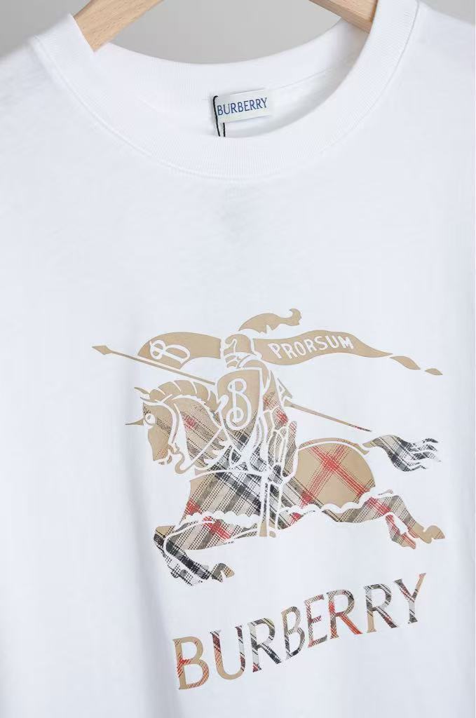Burberry Ombré Gradient Equestrian Knight Logo Cotton T-Shirt - Short Sleeve Crewneck Tee