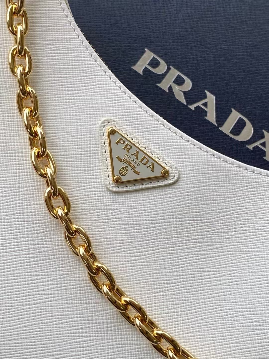 Prada White Re-Edition Saffiano Leather Mini Bag | Detachable Chain & Leather Handles