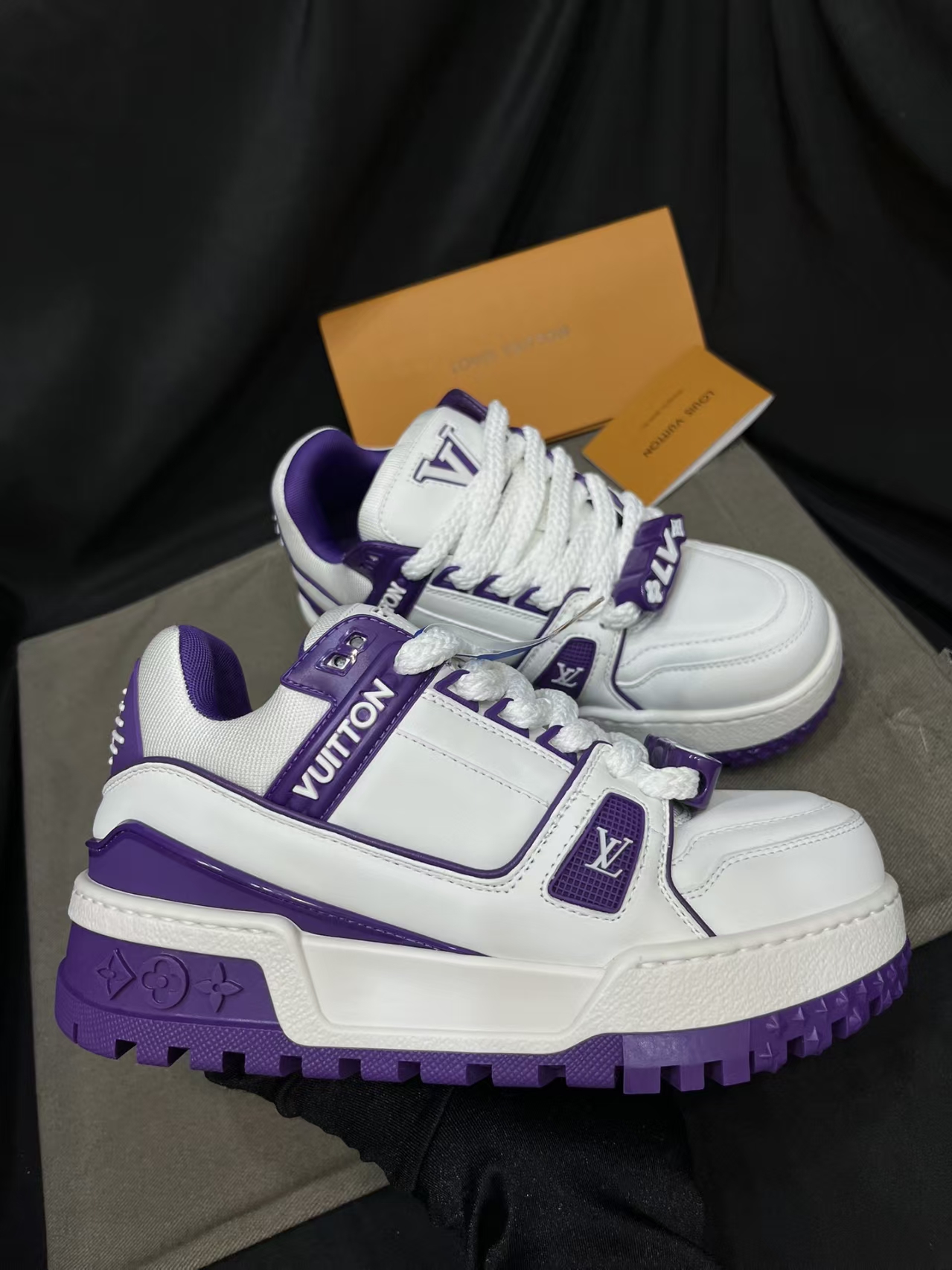 LOUIS VUITTON Monogram Floral Side Accent in White & Green | Leather & Embroidery Collection