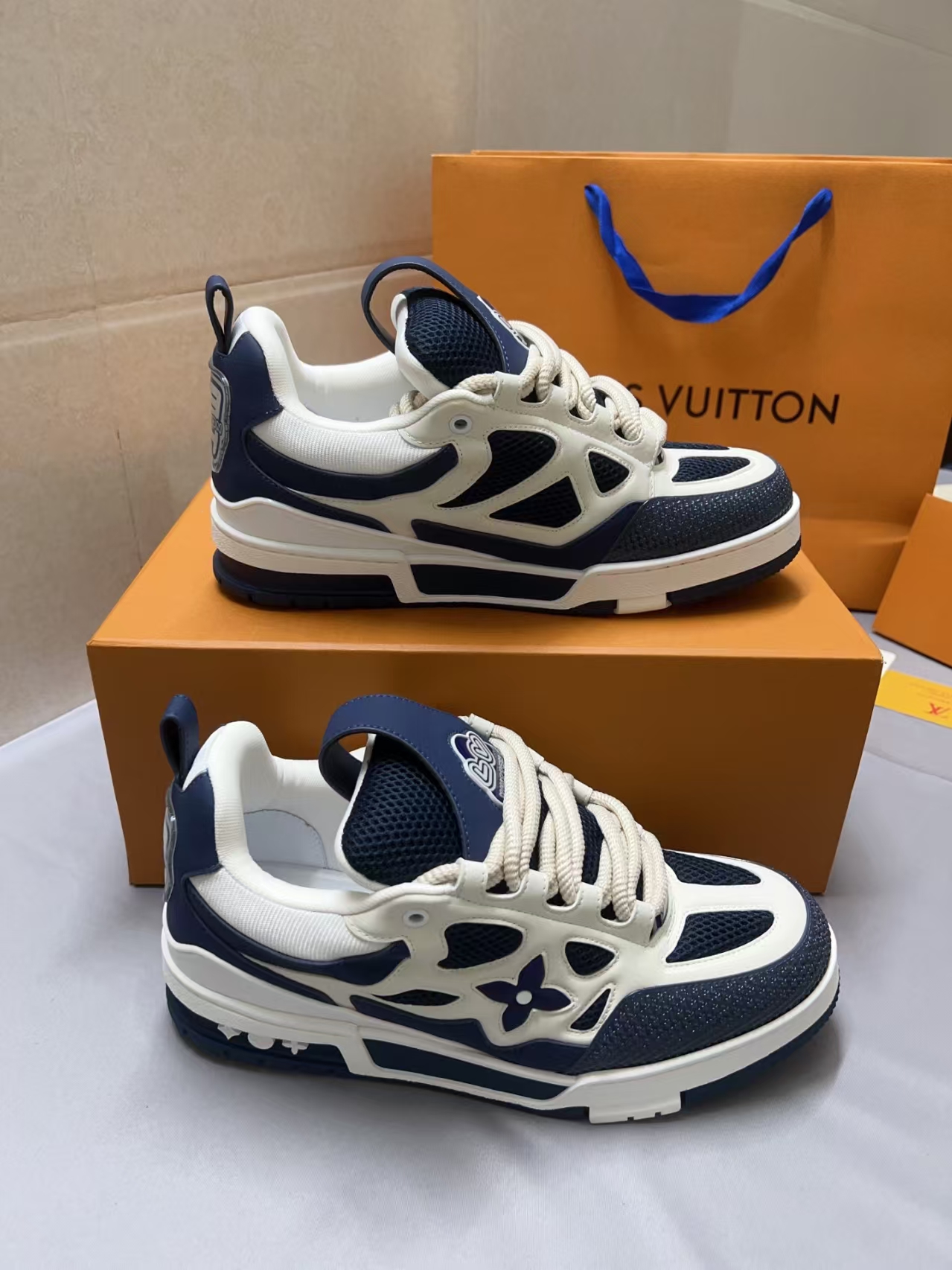 LOUIS VUITTON Monogram Floral Side Accent in White & Navy | Leather & Embroidery Collection